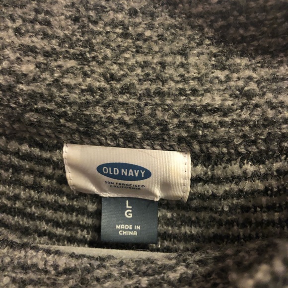 Old Navy Sweater - Picture 2 of 2